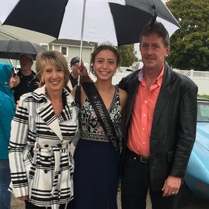 Meet your Posher, Becky